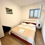 Ferienhaus Art *