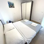 Art *